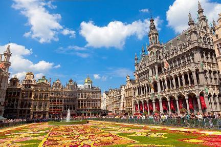 Mosaico floral en la Grand Place de Bruselas