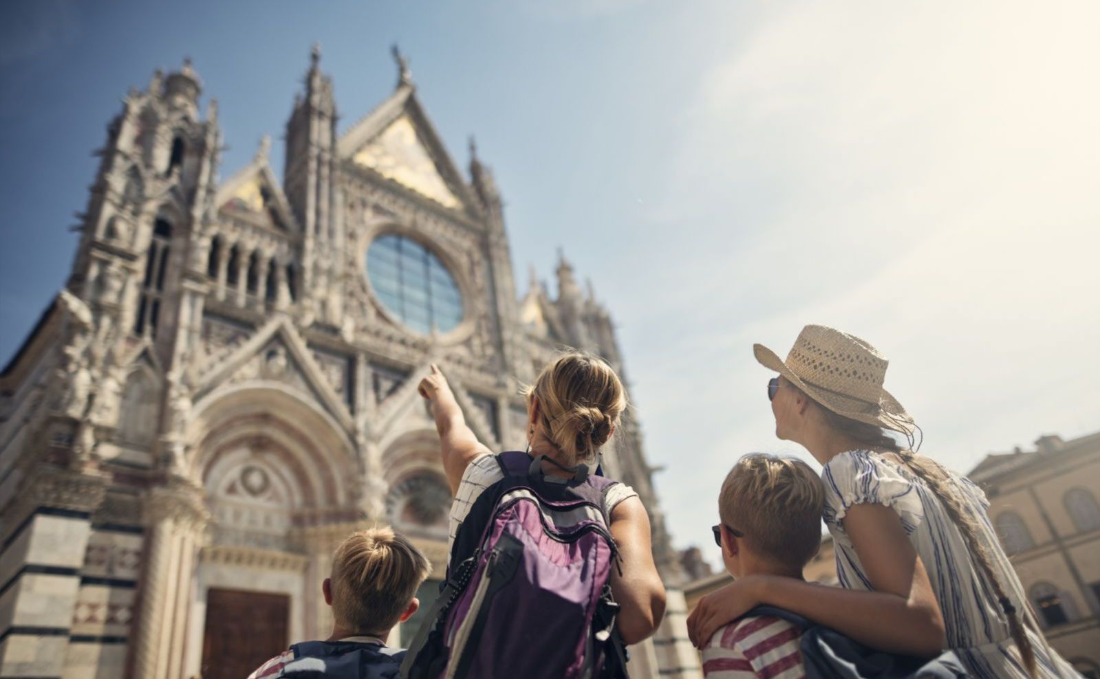 Escapadas en familia: 30 rutas para descubrir España viajando con niños